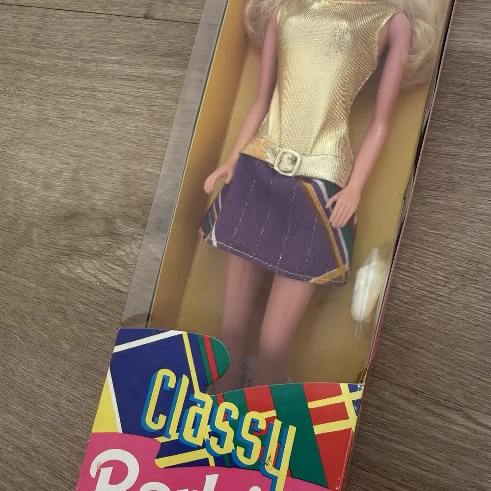 #62333 NRFB Mattel Philippines Classy Barbie Doll Foreign Issue 1997 RARE VTG